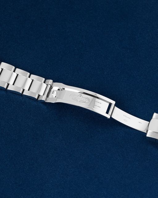 Rolex Oyster Perpetual Date 115234 Image 4